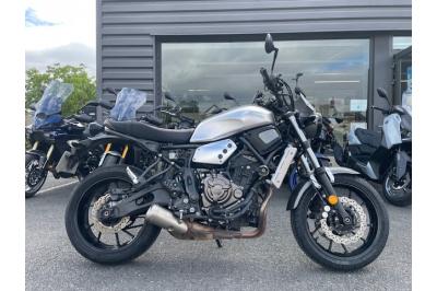 YAMAHA XSR 700