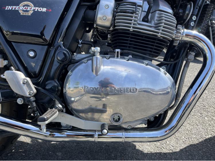 ROYAL ENFIELD INTERCEPTOR